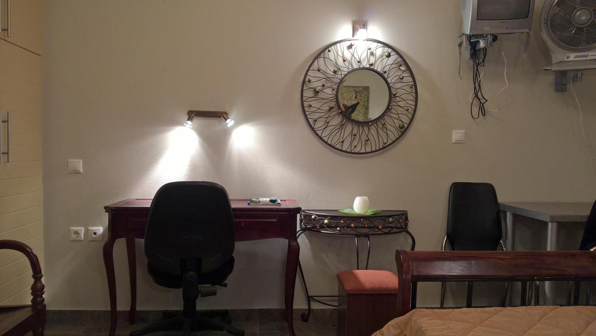 Antonia'S Apartments Yimnon Bagian luar foto